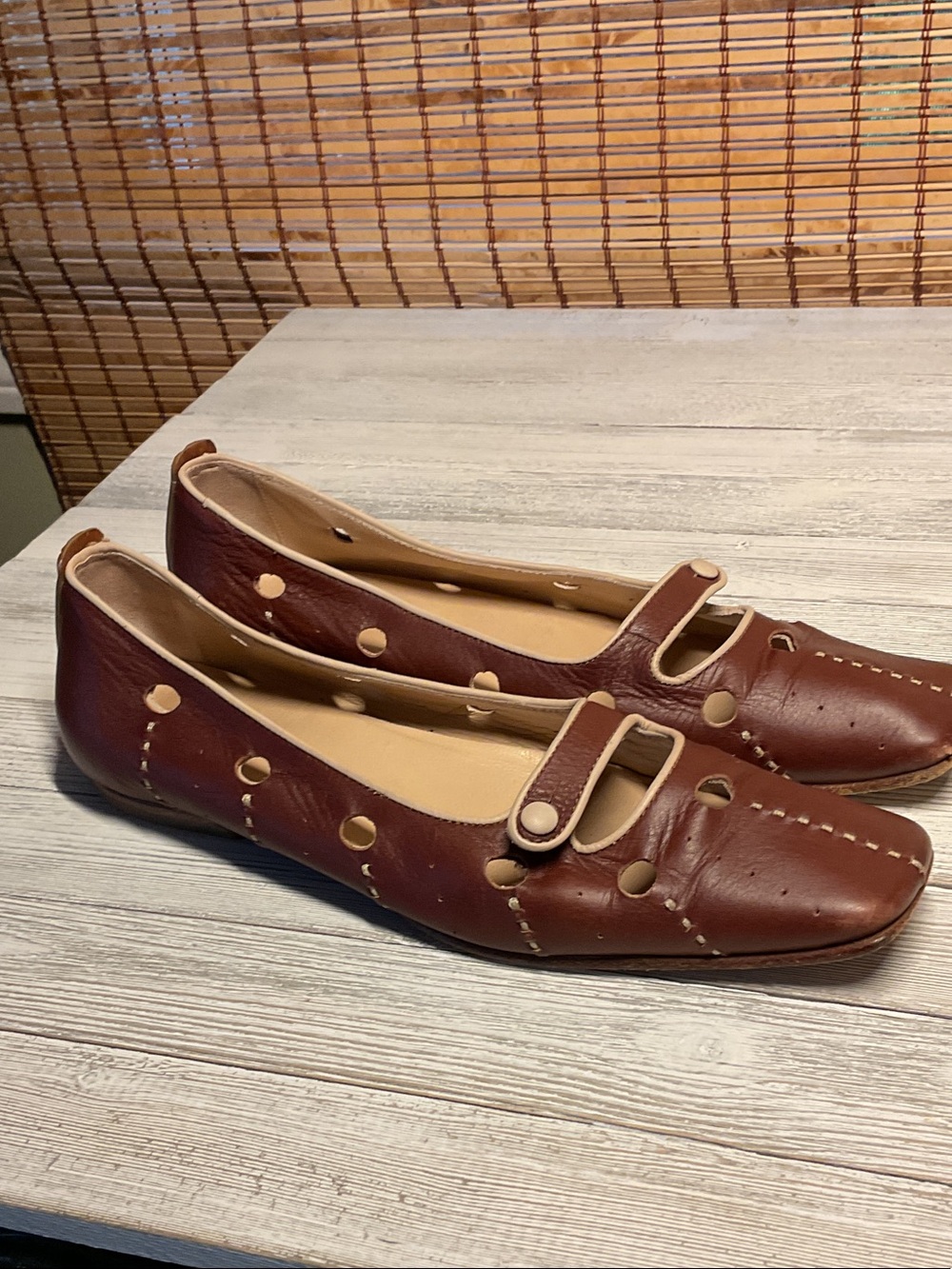 Henry Beuguelin leather cutout ballet flats with buckle straps Italy size38.5